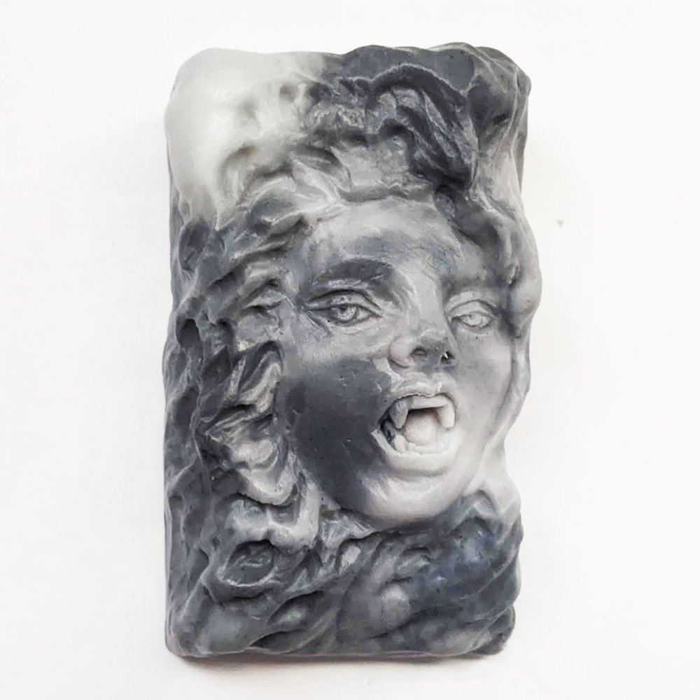 Madeline Usher Vegan Soap Bar Dragon's Blood Scent Handmade - Picture 1 of 4